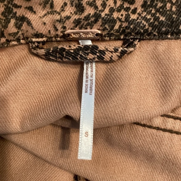 Free People Denim Trucker Jacket Size S Snake Print Brown - Picture 6 of 7
